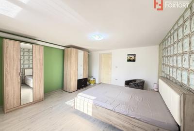 Apartament cu 3 camere decomandat, mobilat în Central - 18