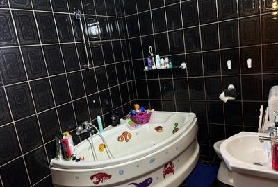 Casă individuală cu 5 camere cu Canalizare în Central - 13