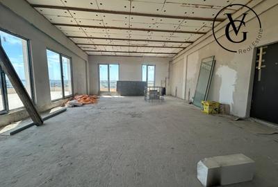 Apartament cu 4 camere semidecomandat în Mamaia-Sat - 3