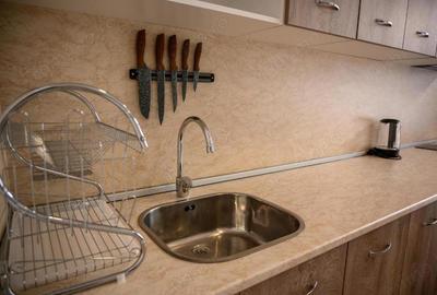 Apartament cu 2 camere decomandat în Apărătorii Patriei - 1