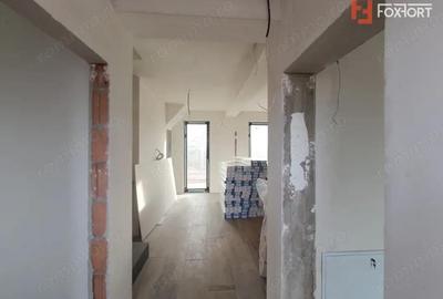 Casa insiruita cu 3 camere, 90 mp utili si teren de 300 mp, zona Giroc - 2