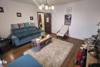 Apartament cu 3 camere decomandat în 7 Noiembrie - 4