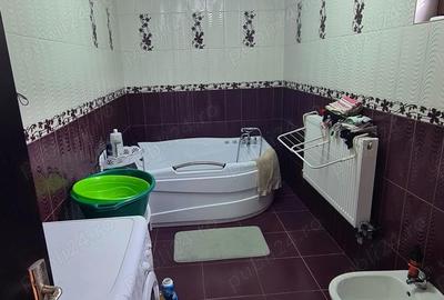 Casă cu 6 camere în Oeștii Pământeni - 4