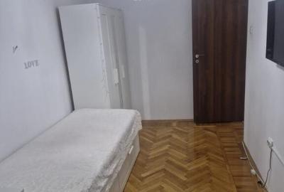 Apartament cu 3 camere decomandat în Crig - 2