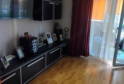 Apartament cu 2 camere decomandat în Exterior Vest