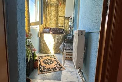 Apartament 2 camere decomandat, zona Calarasi 4. - 6