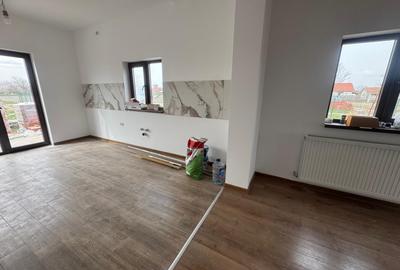 Casă individuală cu 3 camere cu Canalizare în Dragșina - 2