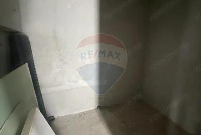 Apartament cu 2 camere semidecomandat în Mediaș - 2