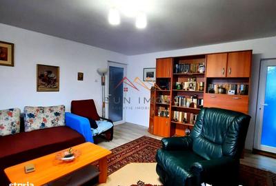 Casă cu 3 camere decomandat cu Canalizare în Central - 9