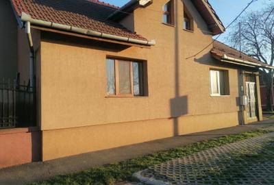 Casă cu 3 camere în Central - 5