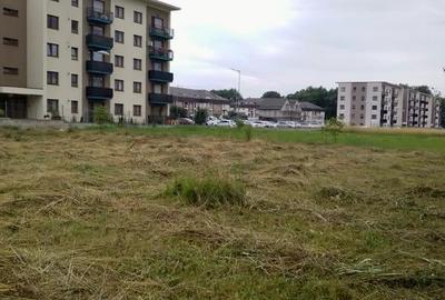 Teren Construcții intravilan de 1000 mp, în Tractorul - 2