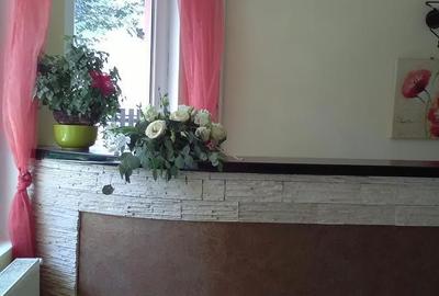Casă cu 14 camere cu Teren 1000 Mp în Moieciu - 10