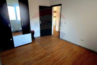 Apartament cu 3 camere semidecomandat, mobilat în Alfa - 6