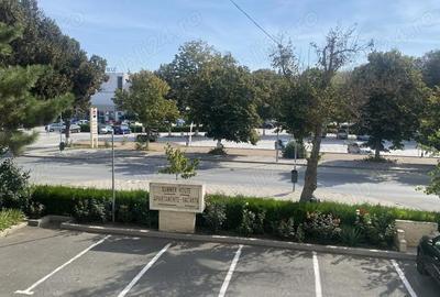 Apartament cu 3 camere semidecomandat în Central - 9