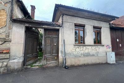 Casă cu 2 camere în Brașovul Vechi