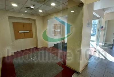 Spațiu comercial, de 158 mp, în Central - 7