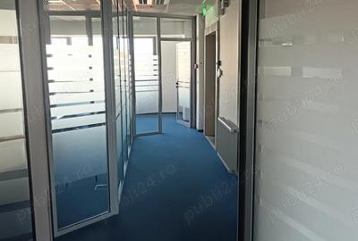 Spațiu comercial, de 239 mp, în Central - 3