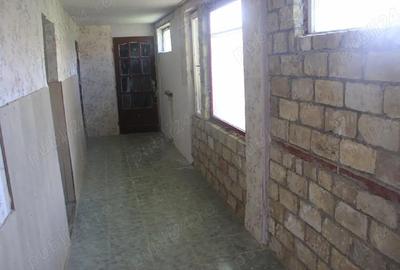 Casă în Periferie - 1