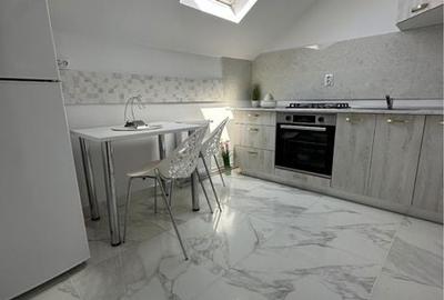 Garsonieră decomandată în Central - 7