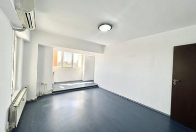 Apartament cu 4 camere decomandat în P-ța Unirii - 13