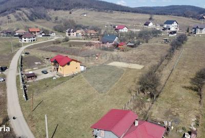 Teren de 3591 mp, în Aghireșu - 9