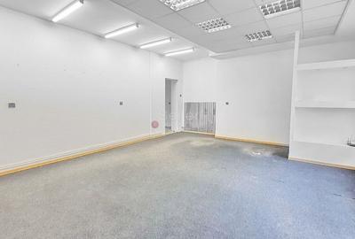 Spatiu comercial cu vizbilitate mare - 3