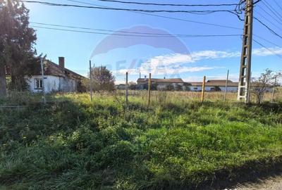 Teren de 8621 mp, în Periferie - 4