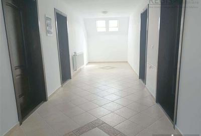 Casă cu 11 camere cu Teren 1300 Mp în Șimon - 13