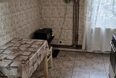 Apartament cu 3 camere decomandat în Tudor - 2