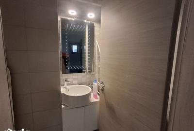 Apartament cu 3 camere, mobilat în Central - 11