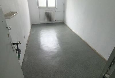 Oferta Buna, In Zona Dambovita,De Vanzare 2 Garsoniere Ocupabile Imediat !!! - 2