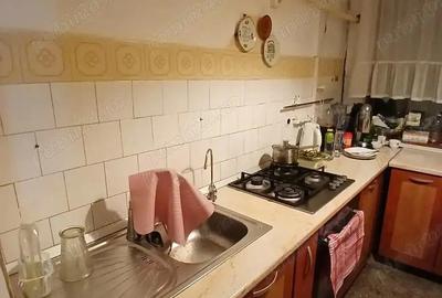 Apartament cu 4 camere decomandat în Mazepa 1 - 3