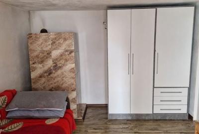 Casă cu 2 camere cu Teren 1686 Mp în Găvănești - 9