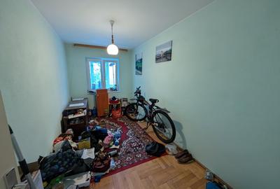 Miron Costin 3 camere semidecomandate - 58mp , etaj 3 - 10