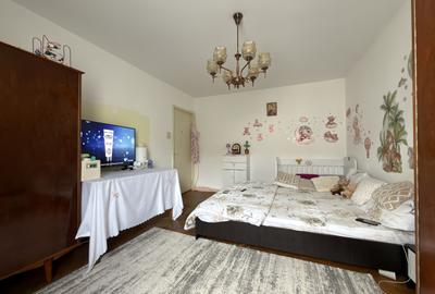 Apartament cu 4 camere decomandat, mobilat în Circumvalațiunii - 2