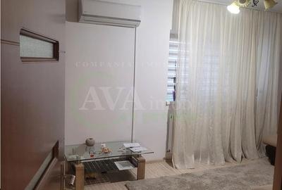 Apartament cu 3 camere decomandat în Central - 3