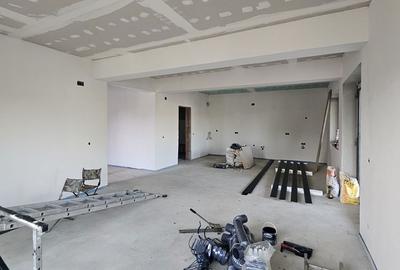 Casă cu 4 camere cu Teren 750 Mp în Central - 10