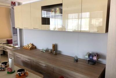 Apartament cu 3 camere decomandat în Central - 2