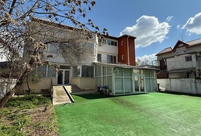 Vila pretabila clinica medicala/birouri