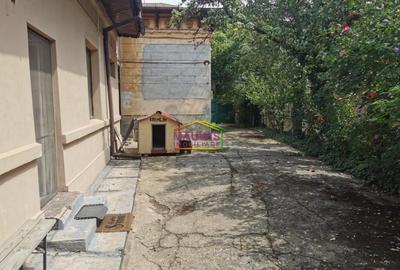 Teren intravilan de 315 mp, în 13 Septembrie - 11