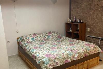 Se inchiriaza apartament in zona Carierei - 3