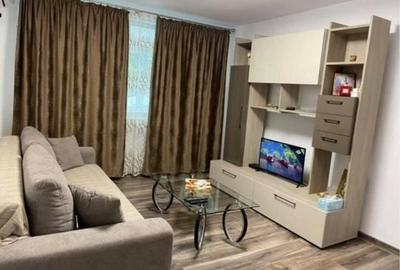 Apartament cu 4 camere semidecomandat în Central - 2