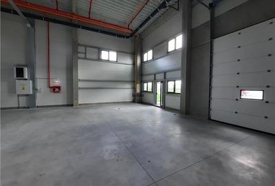Spatiu Industrial - 900 mp - Productie - Depozitare - 12