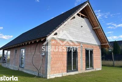 Casă cu 3 camere cu Teren 2800 Mp în Central - 5