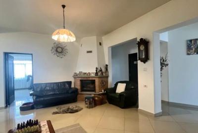 Casă cu 4 camere în Central - 10