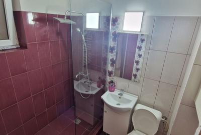 Gara-Abator, apartament cu 3 camere decomandate. - 9