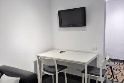 GARSONIERA DUBLU ZONA PIATA ROMANA GARSONIERA DUBLU ZONA PIATA ROMANA - 2