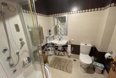 Casă cu 8 camere cu Canalizare în Bucovina - 4