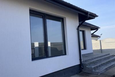 Casă individuală cu 3 camere cu Teren 300 Mp în Berceni - 2