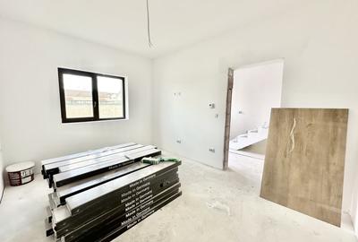 Duplex cu 4 camere cu Canalizare în Moșnița Veche - 8